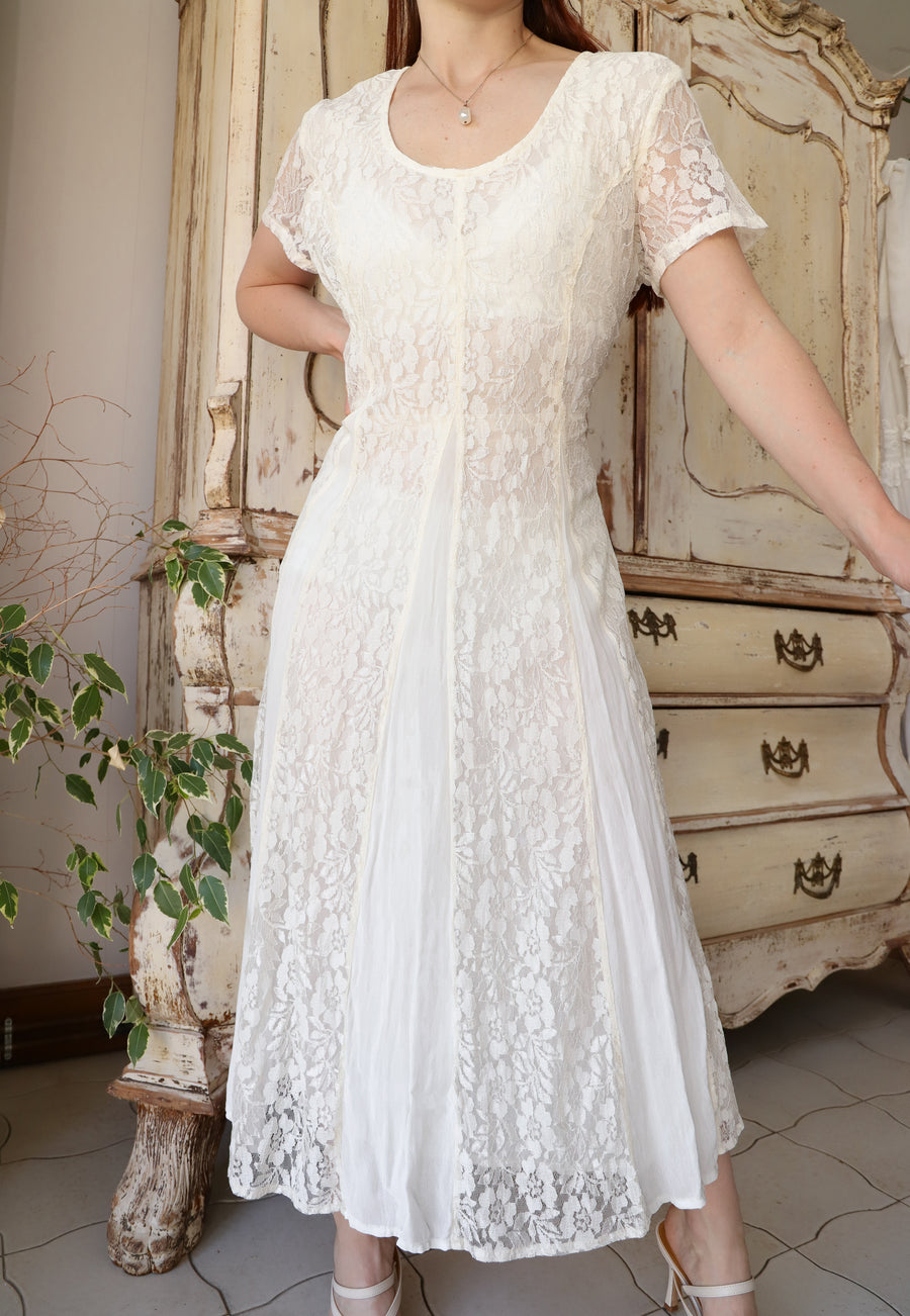 Robe dentelle